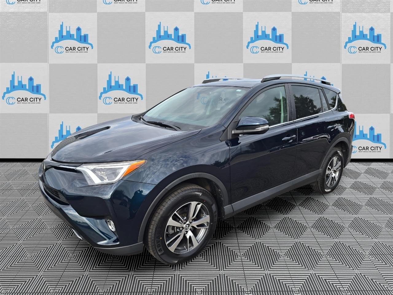 Toyota RAV4 XLE AWD 2018