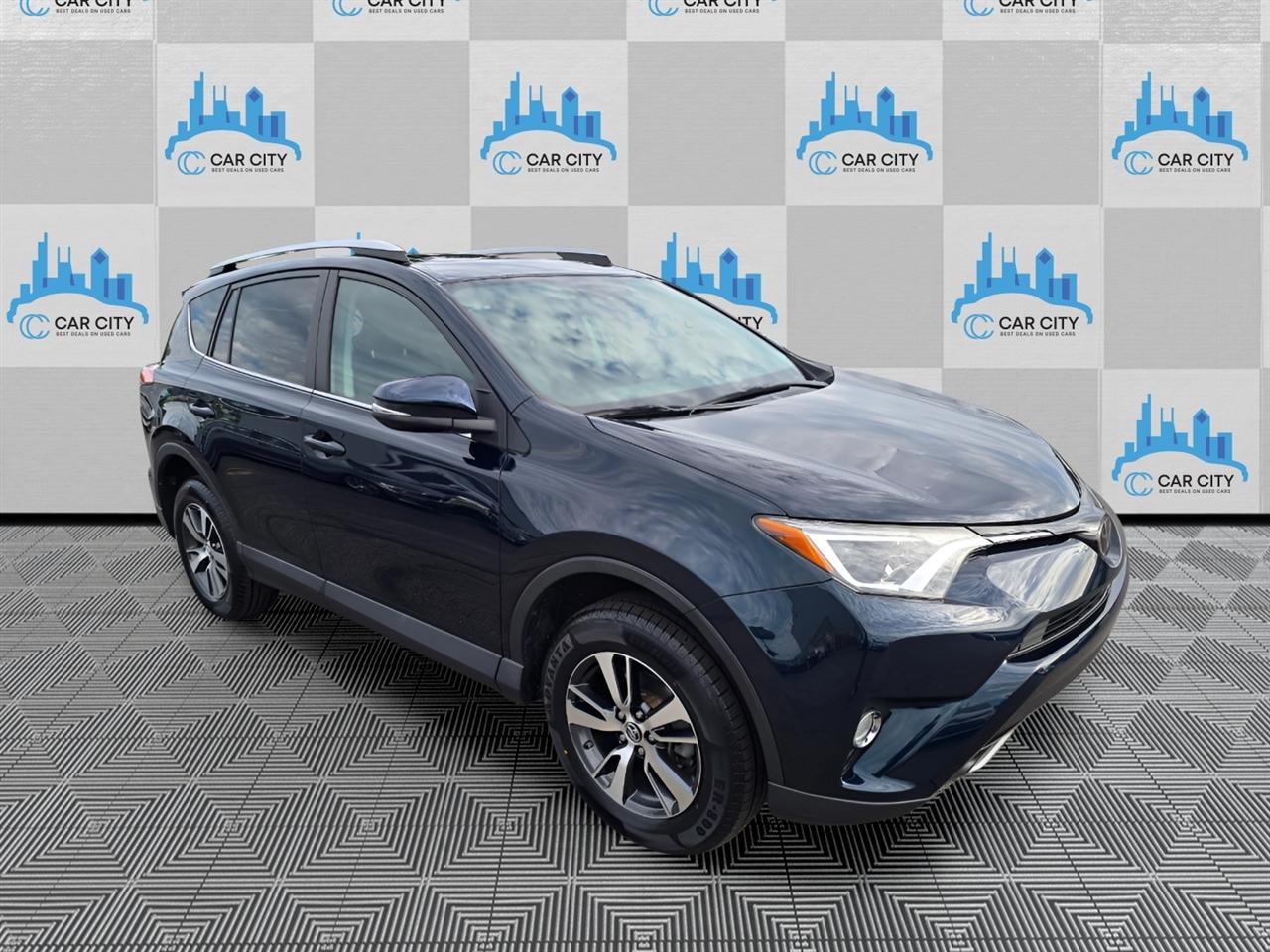 Toyota RAV4 XLE AWD 2018