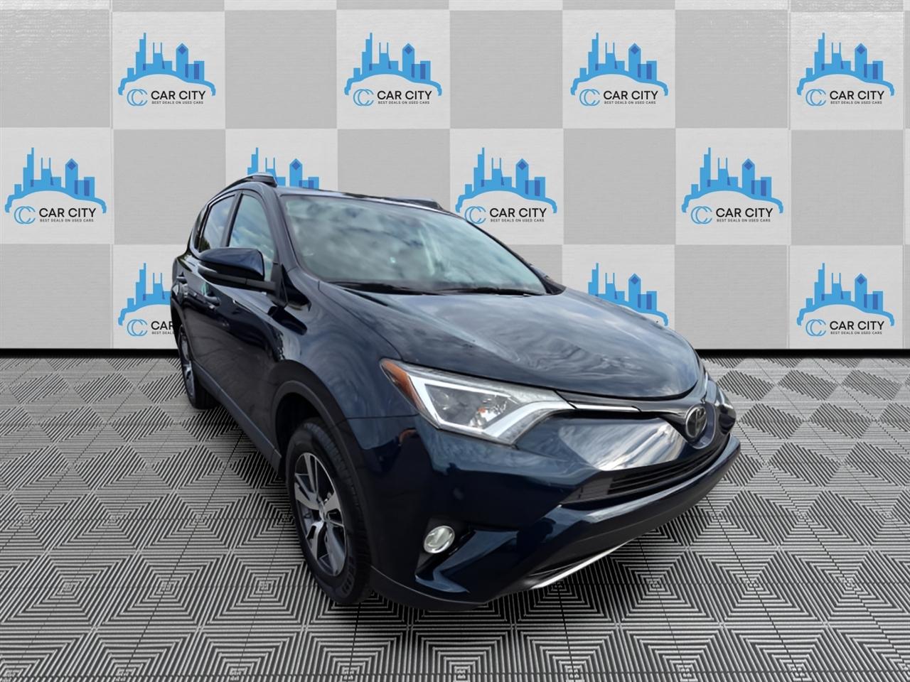 Toyota RAV4 XLE AWD 2018