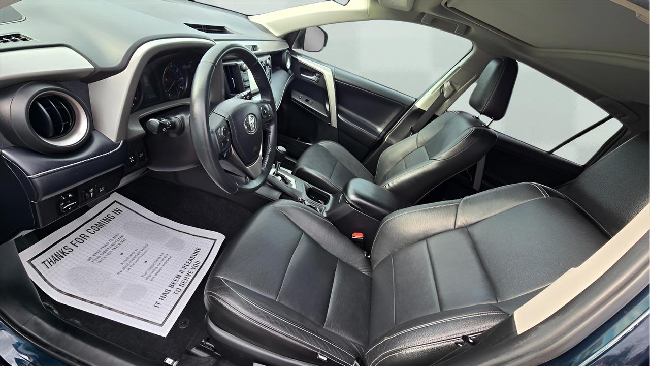 Toyota RAV4 XLE AWD 2018