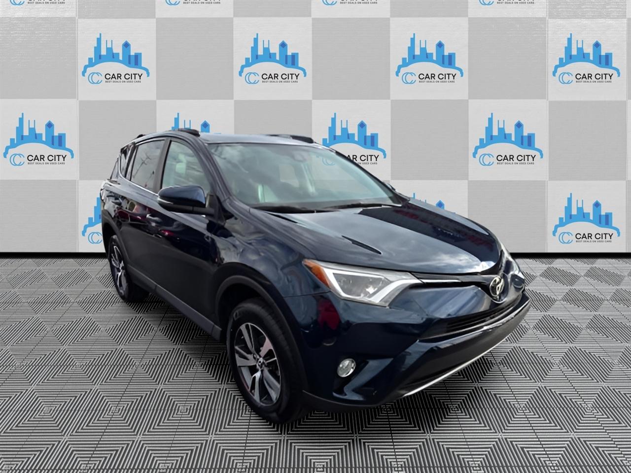 Toyota RAV4 XLE AWD 2018