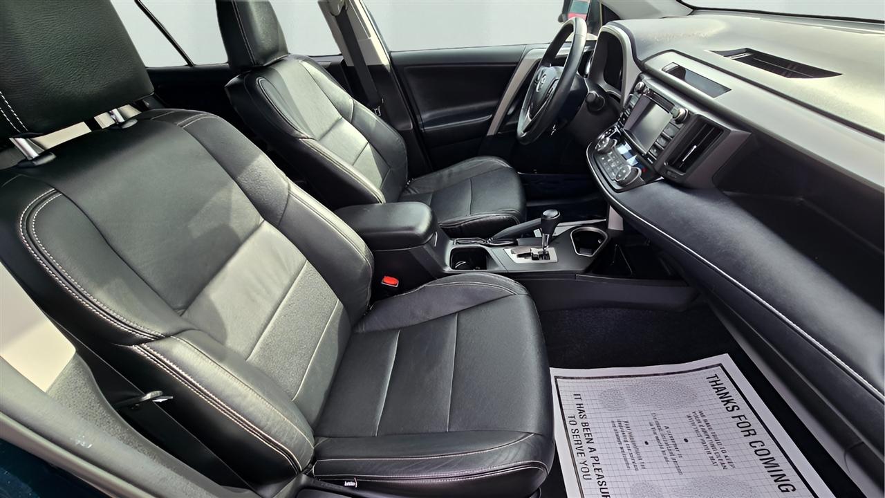 Toyota RAV4 XLE AWD 2018
