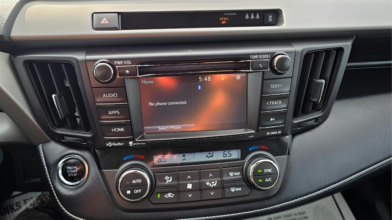 Toyota RAV4 XLE AWD 2018
