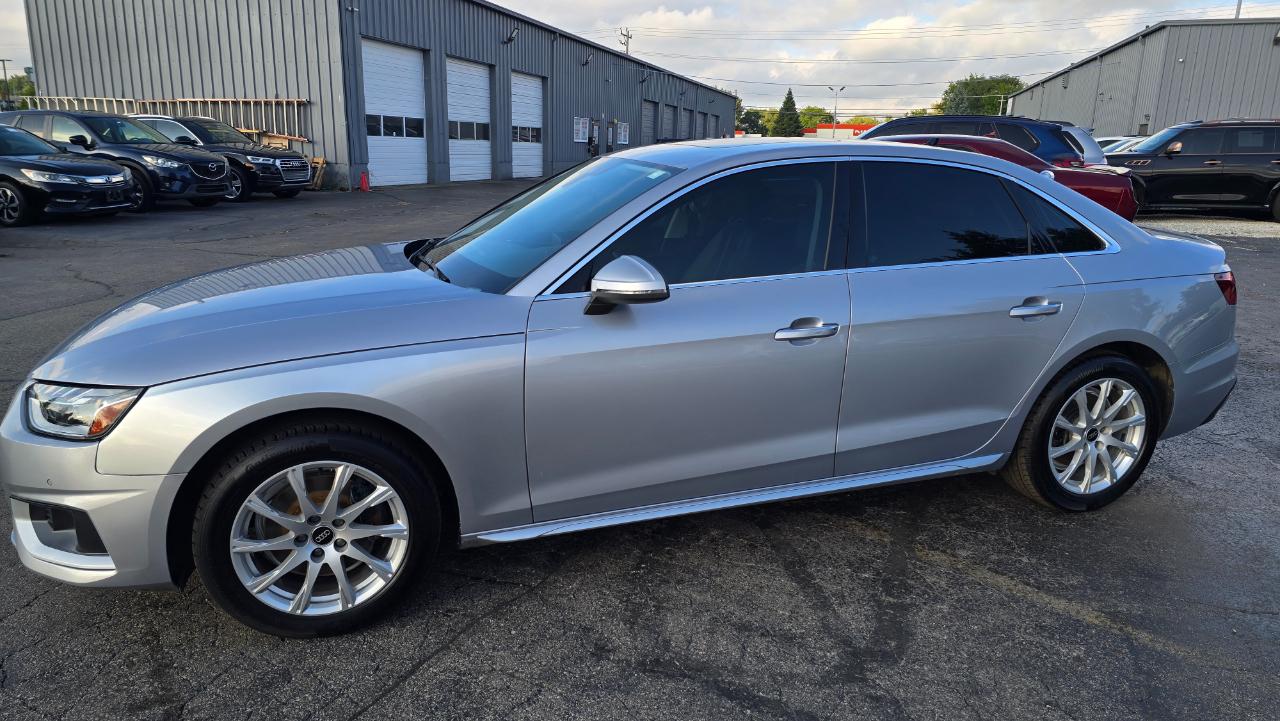 Audi A4 Premium quattro 2023