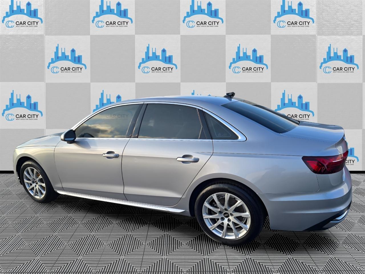 Audi A4 Premium quattro 2023