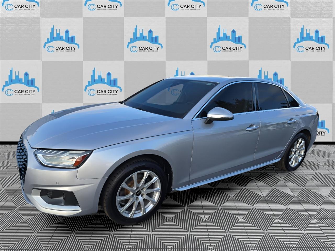 Audi A4 Premium quattro 2023