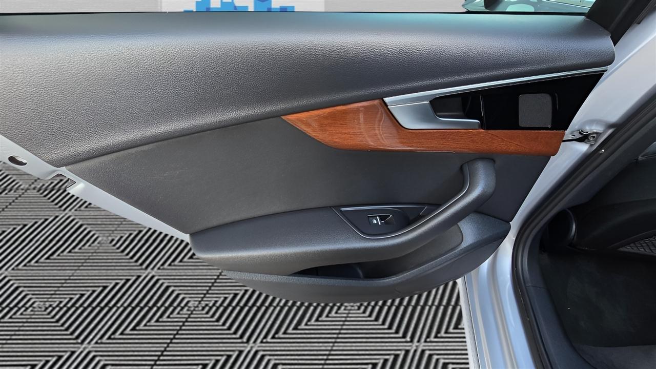 Audi A4 Premium quattro 2023
