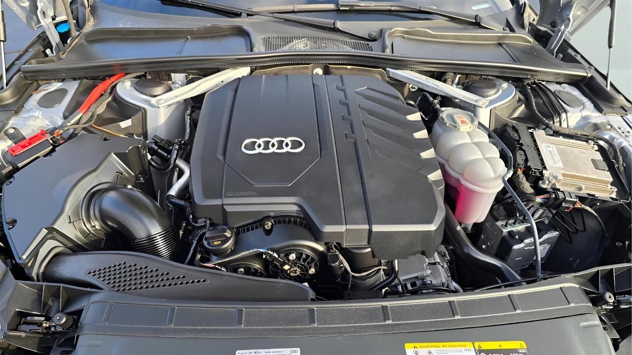 Audi A4 Premium quattro 2023
