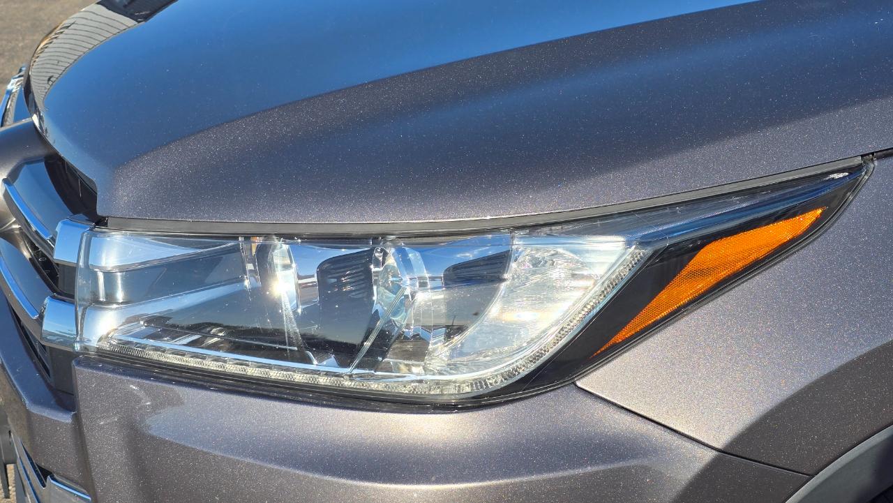 Toyota Highlander Hybrid Limited AWD 2019