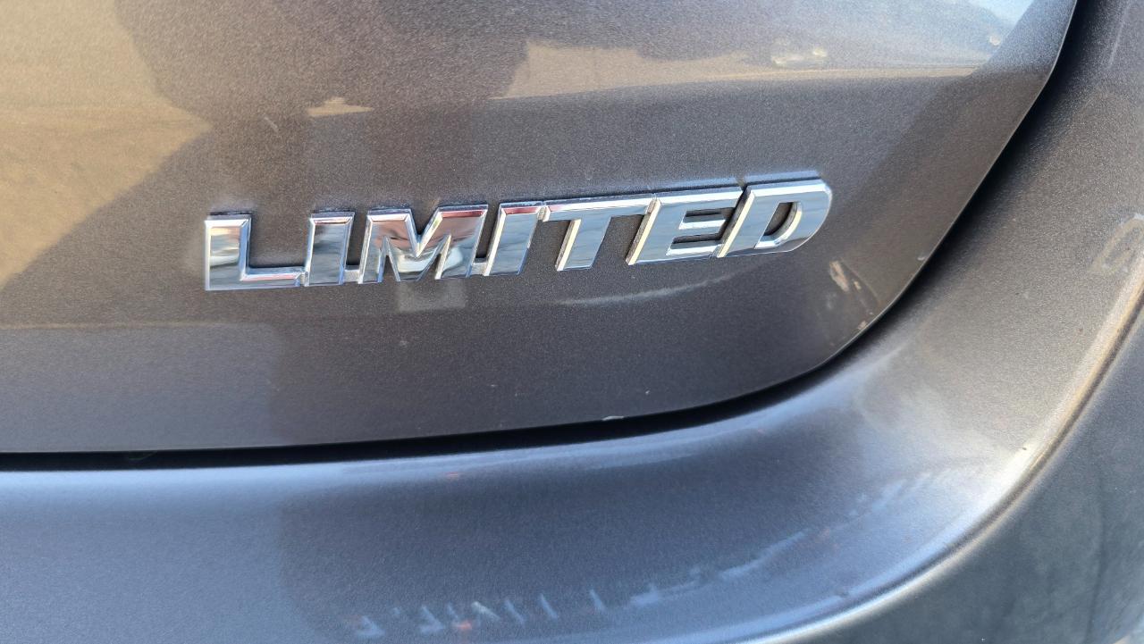 Toyota Highlander Hybrid Limited AWD 2019
