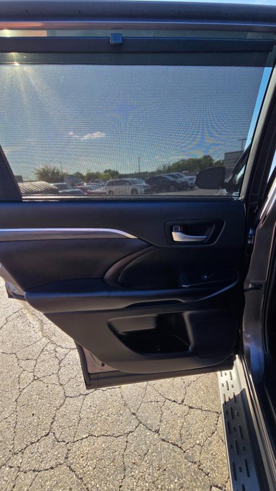 Toyota Highlander Hybrid Limited AWD 2019