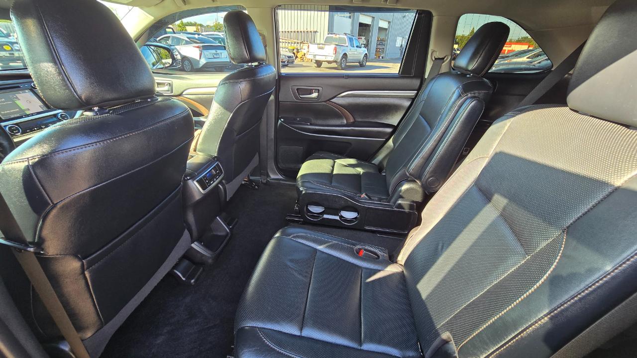 Toyota Highlander Hybrid Limited AWD 2019