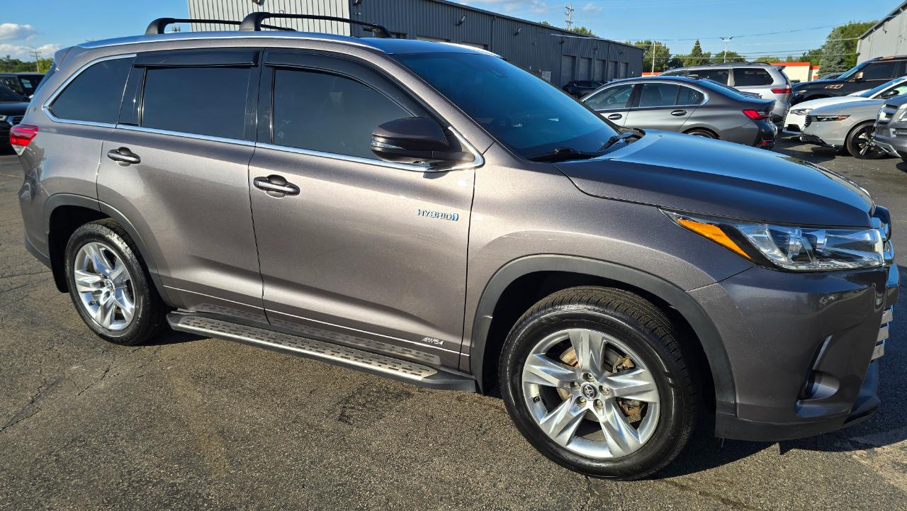 Toyota Highlander Hybrid Limited AWD 2019