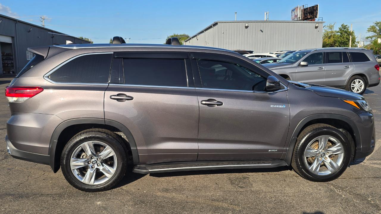 Toyota Highlander Hybrid Limited AWD 2019