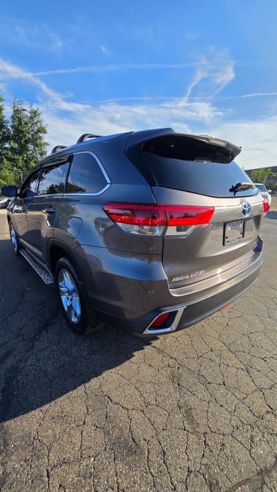 Toyota Highlander Hybrid Limited AWD 2019