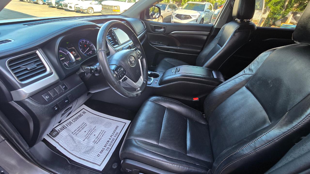 Toyota Highlander Hybrid Limited AWD 2019