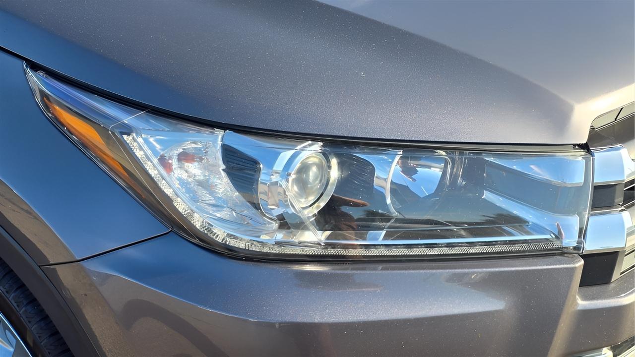 Toyota Highlander Hybrid Limited AWD 2019