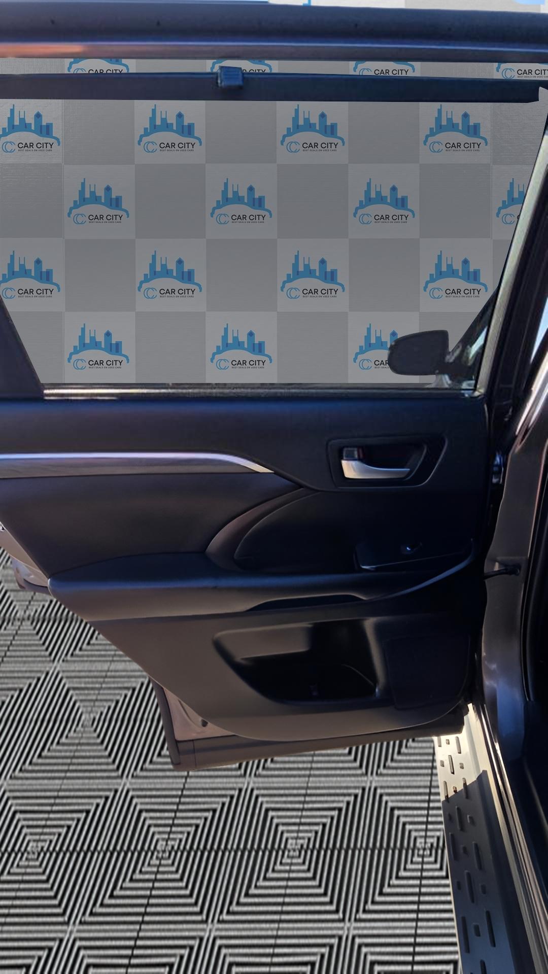 Toyota Highlander Hybrid Limited AWD 2019