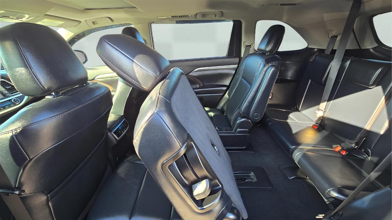 Toyota Highlander Hybrid Limited AWD 2019