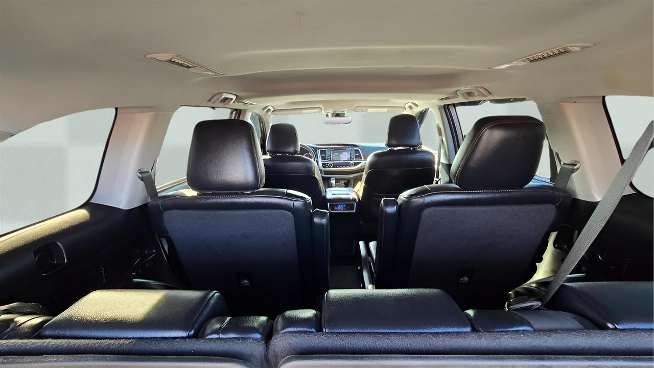 Toyota Highlander Hybrid Limited AWD 2019