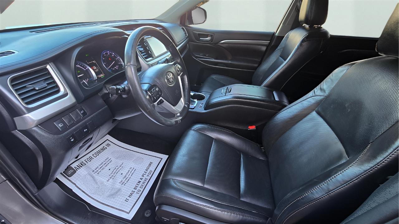 Toyota Highlander Hybrid Limited AWD 2019