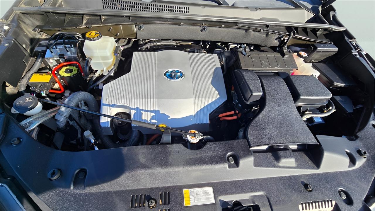 Toyota Highlander Hybrid Limited AWD 2019