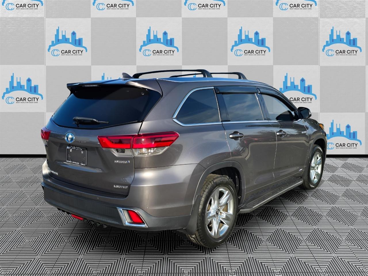 Toyota Highlander Hybrid Limited AWD 2019
