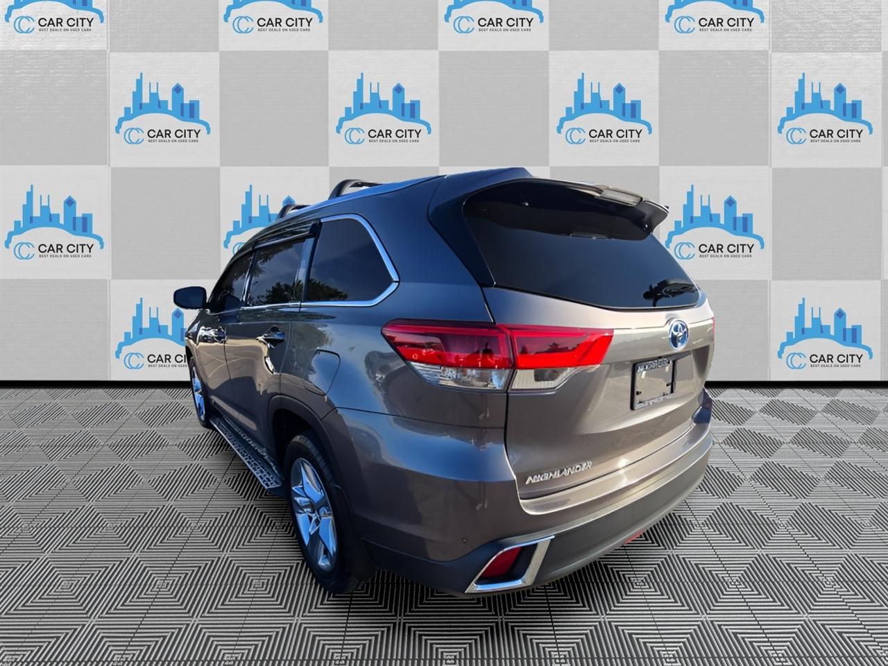 Toyota Highlander Hybrid Limited AWD 2019