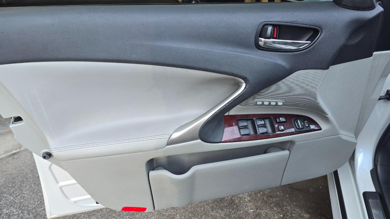 Lexus IS IS 250 AWD 6-Speed Sequential 2008