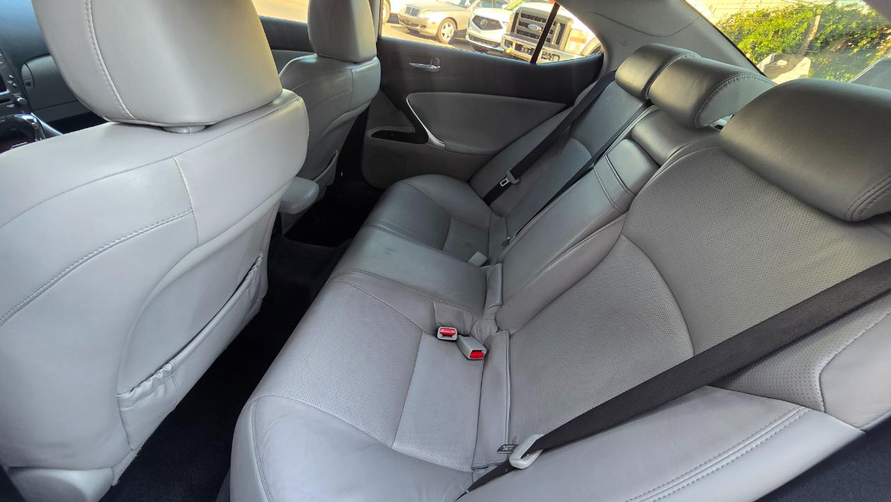 Lexus IS IS 250 AWD 6-Speed Sequential 2008