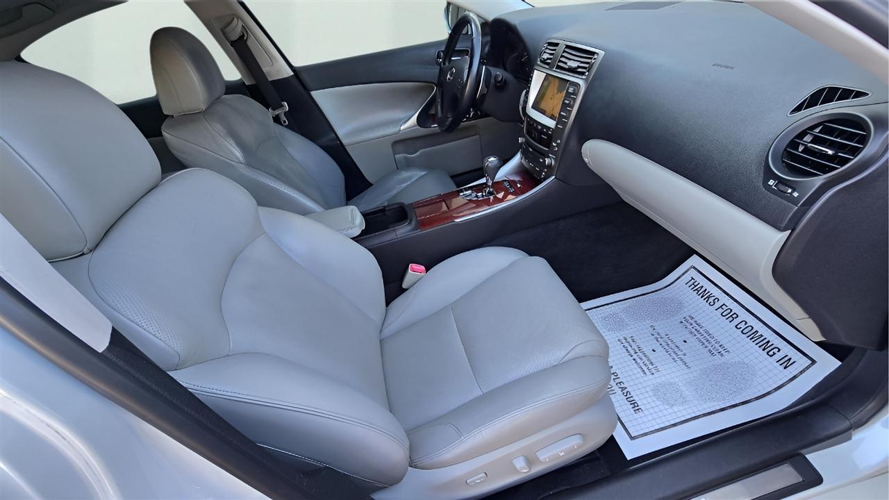 Lexus IS IS 250 AWD 6-Speed Sequential 2008
