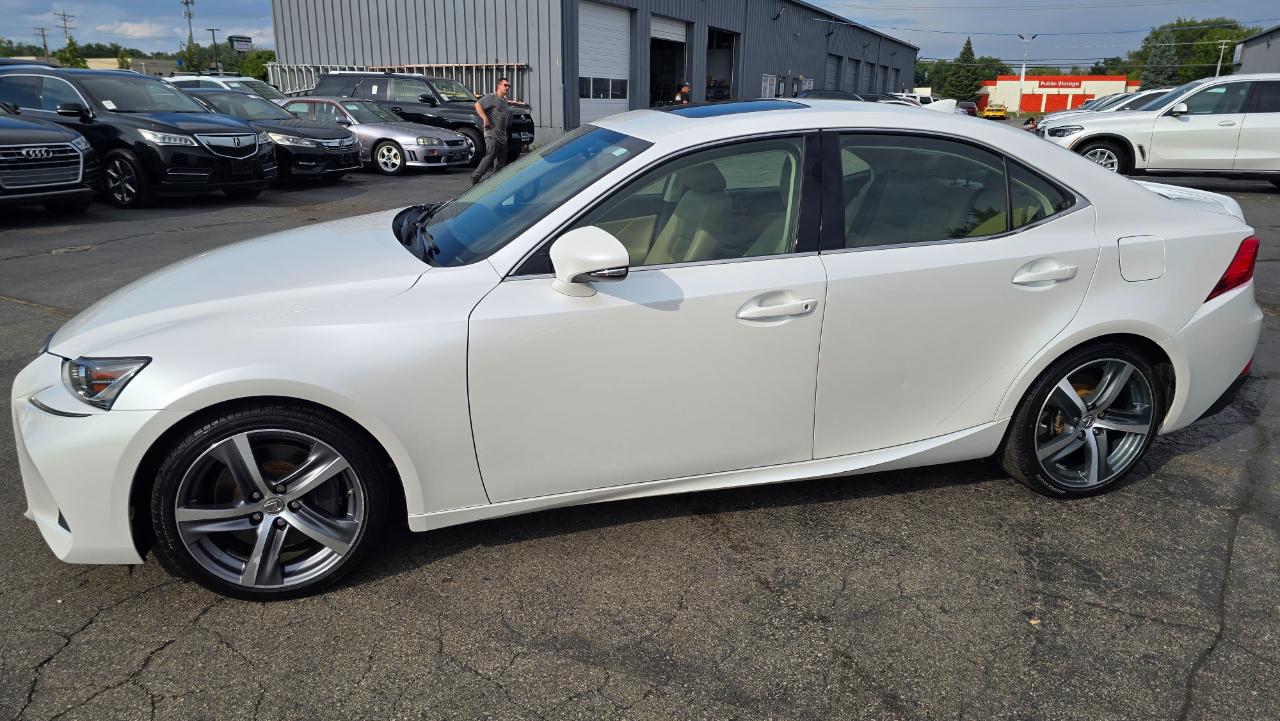 Lexus IS 300 AWD 2017