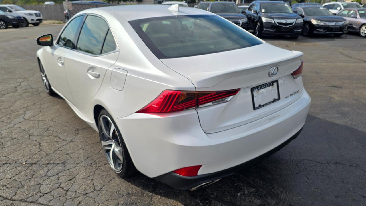 Lexus IS 300 AWD 2017