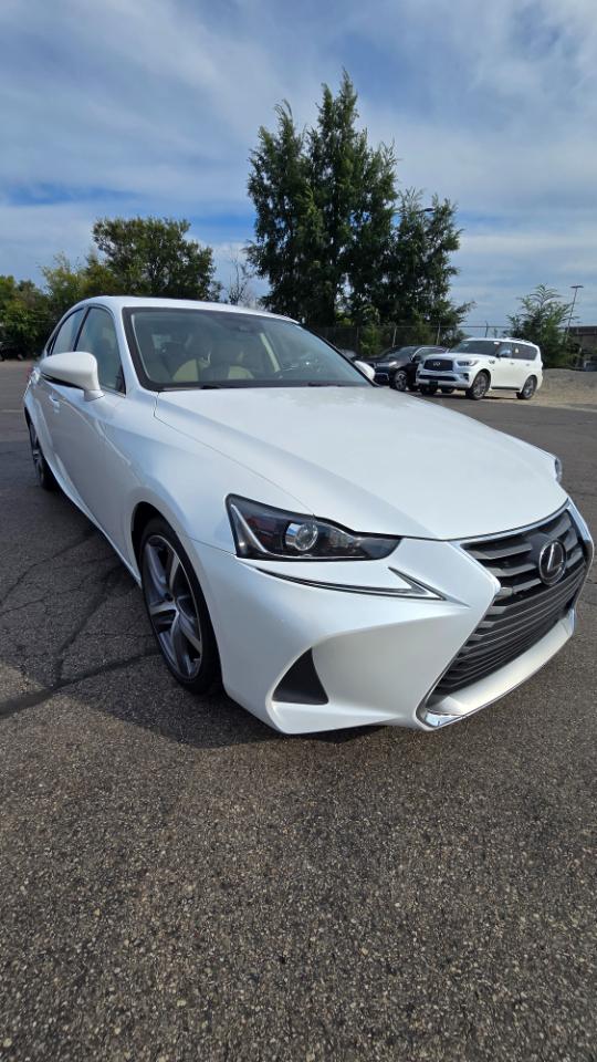 Lexus IS 300 AWD 2017
