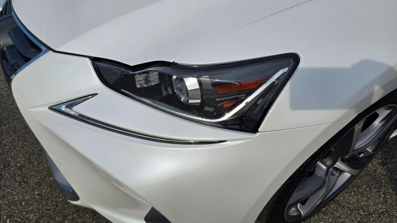Lexus IS 300 AWD 2017