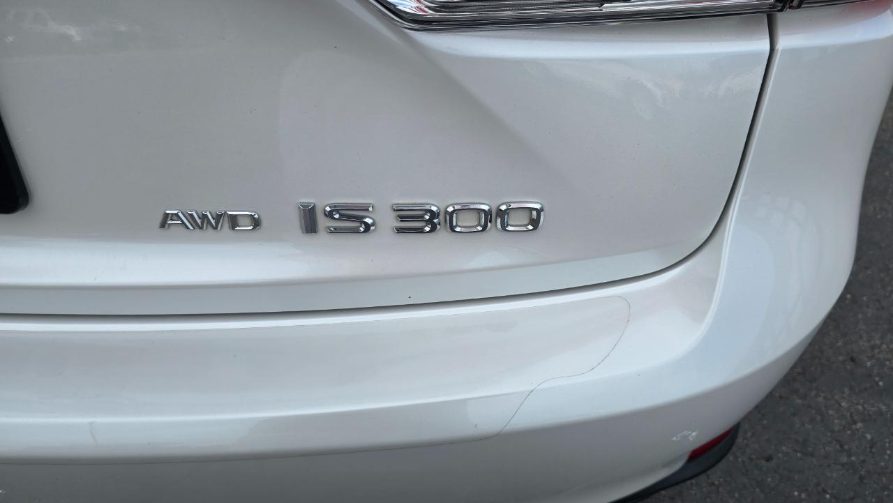 Lexus IS 300 AWD 2017