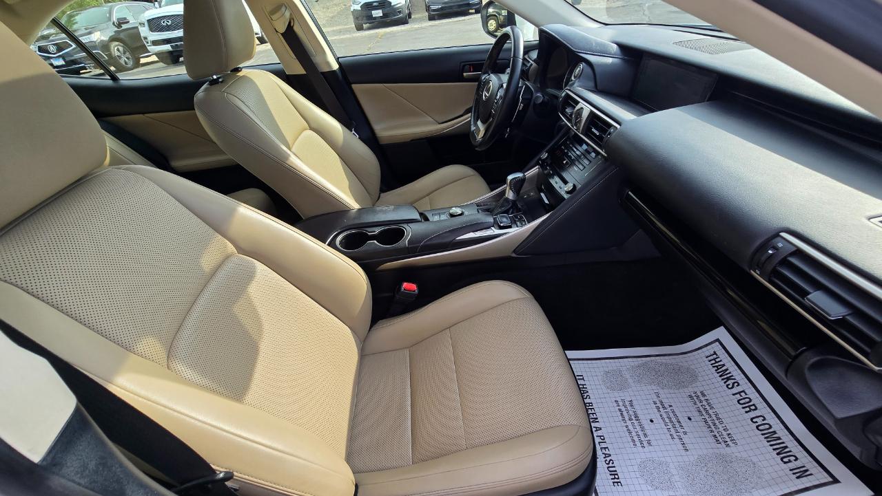 Lexus IS 300 AWD 2017
