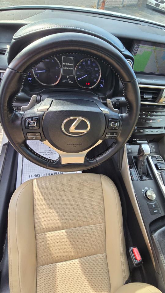 Lexus IS 300 AWD 2017