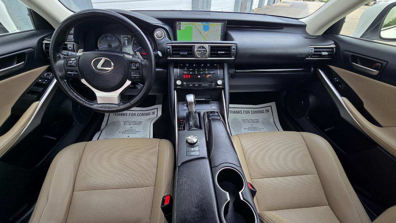 Lexus IS 300 AWD 2017