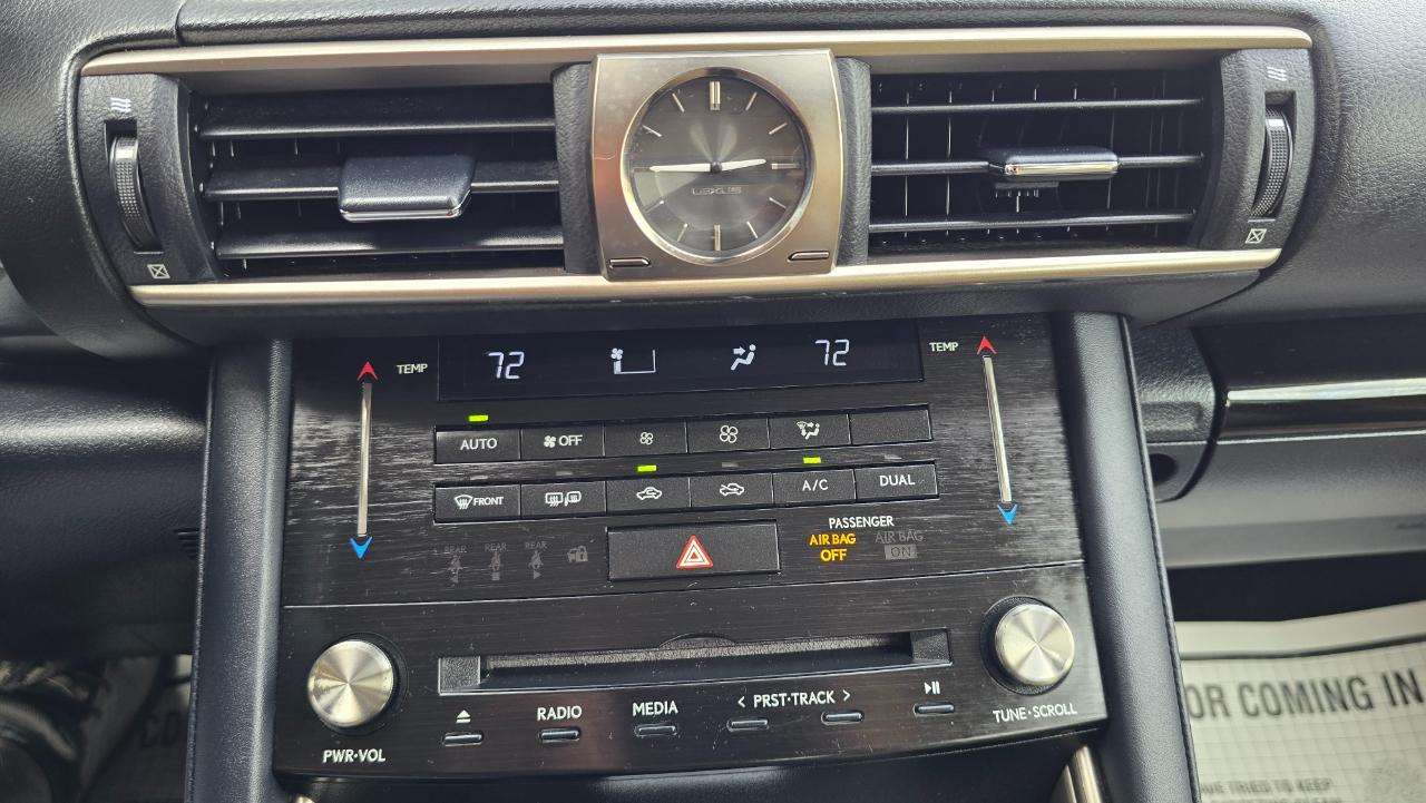 Lexus IS 300 AWD 2017