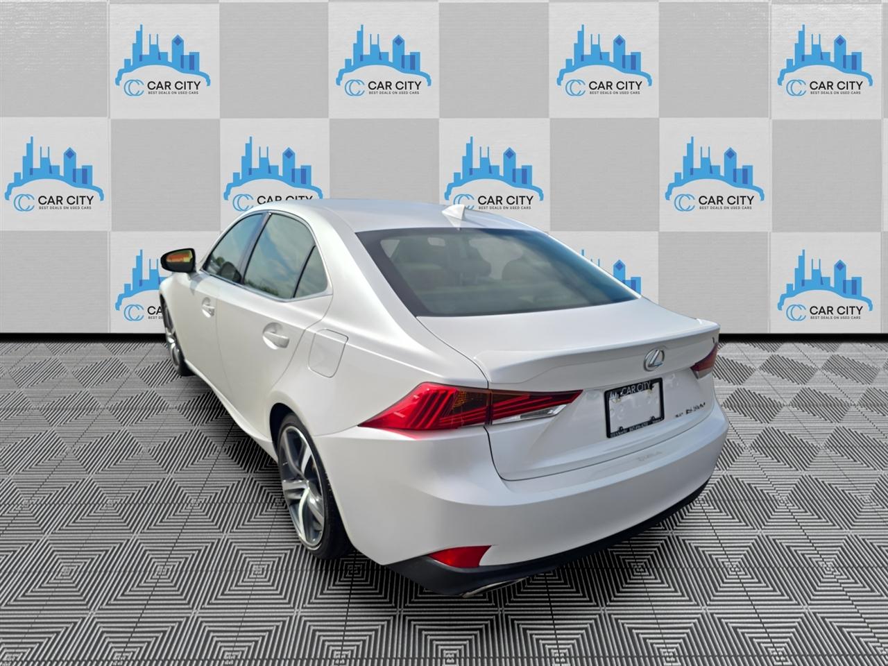 Lexus IS 300 AWD 2017