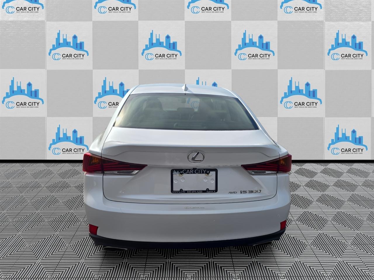Lexus IS 300 AWD 2017