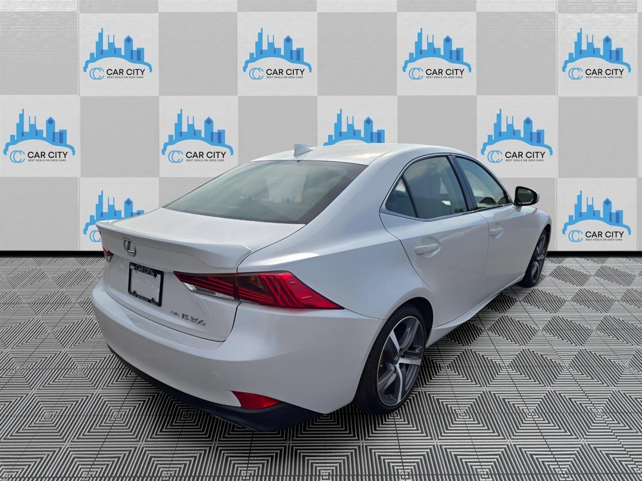 Lexus IS 300 AWD 2017