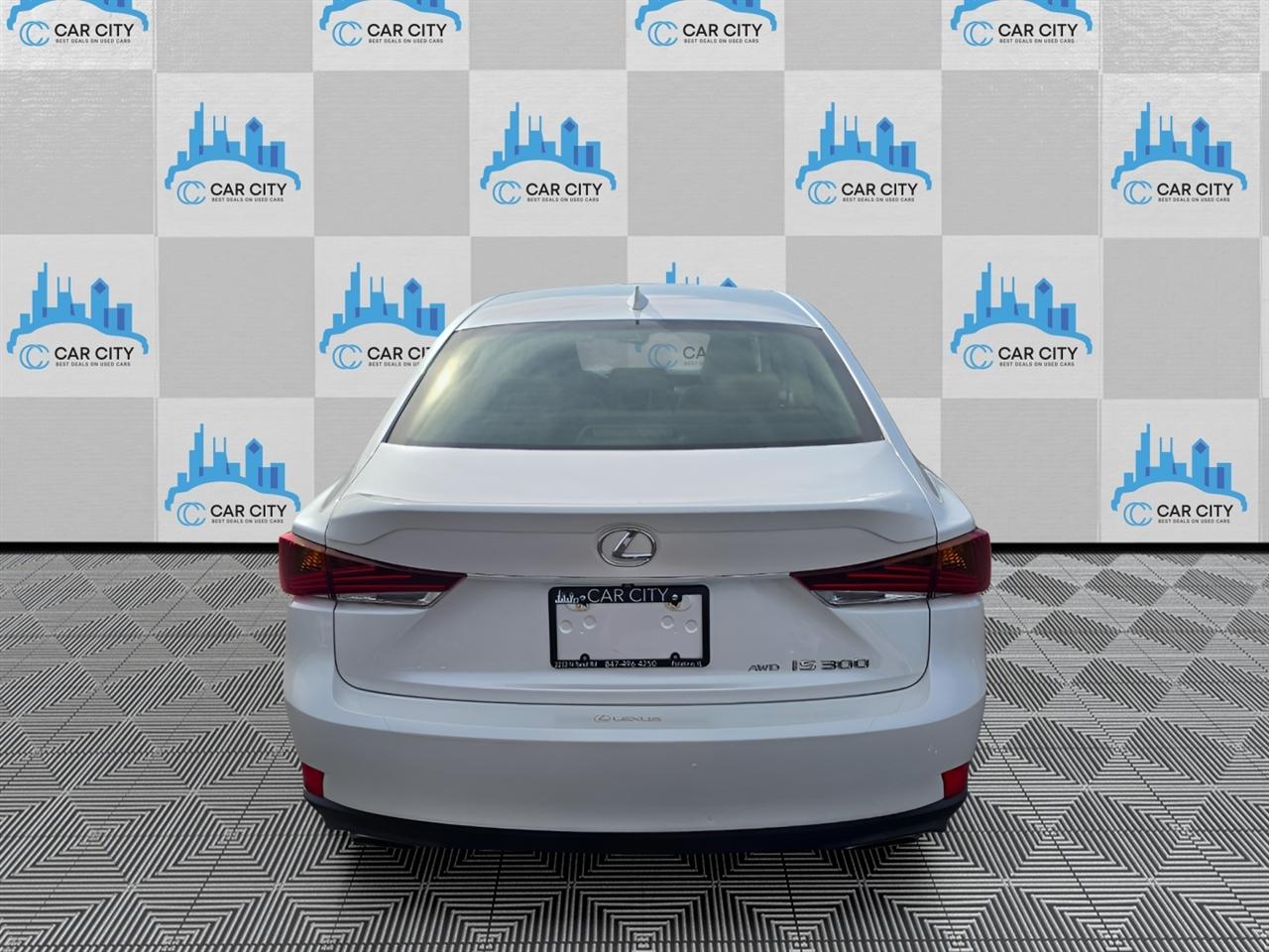Lexus IS 300 AWD 2017