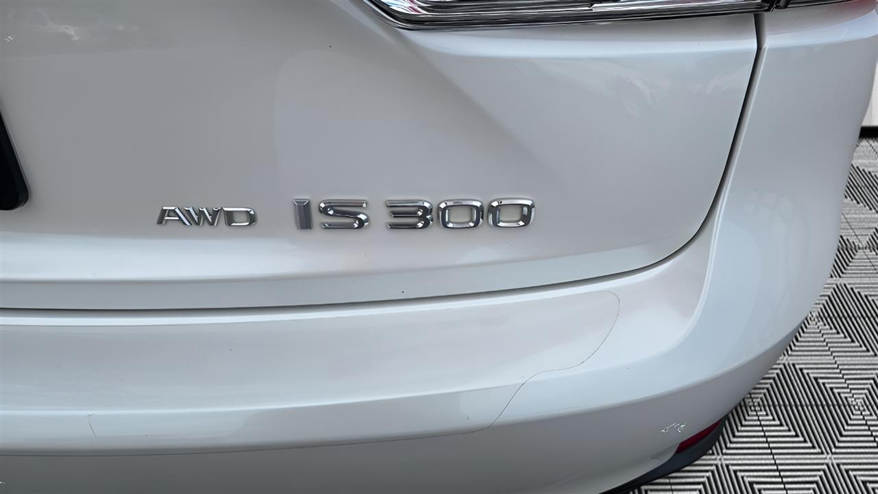 Lexus IS 300 AWD 2017