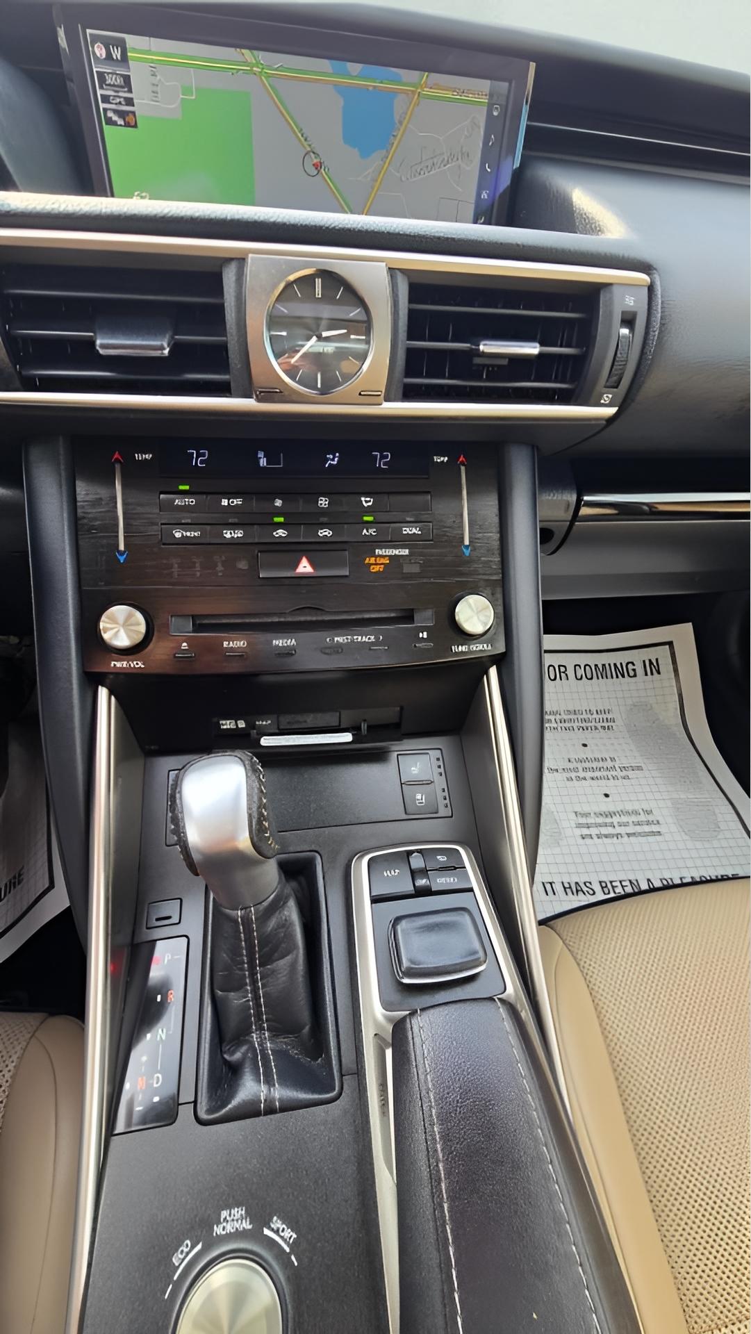 Lexus IS 300 AWD 2017