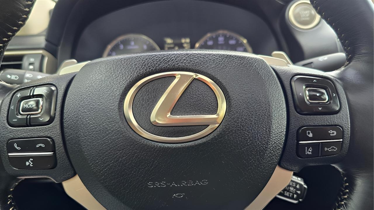 Lexus IS 300 AWD 2017