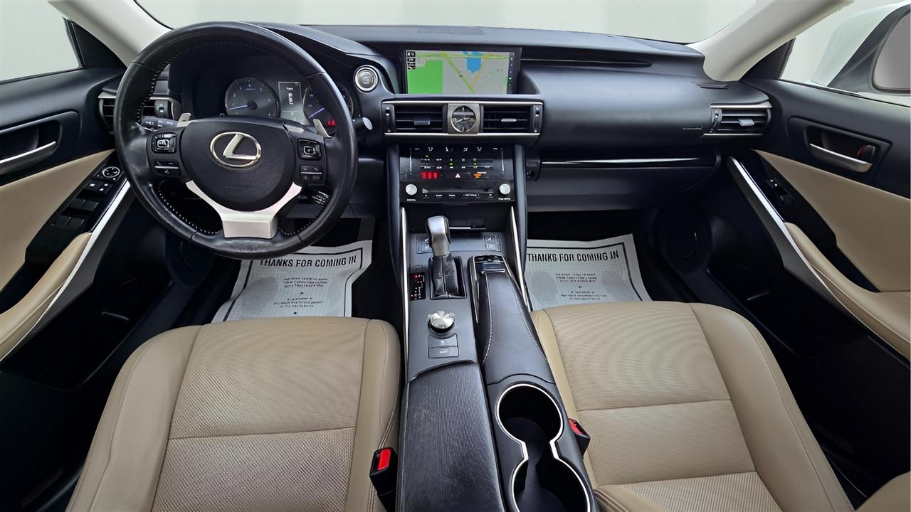Lexus IS 300 AWD 2017