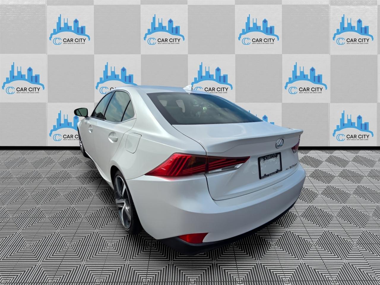 Lexus IS 300 AWD 2017