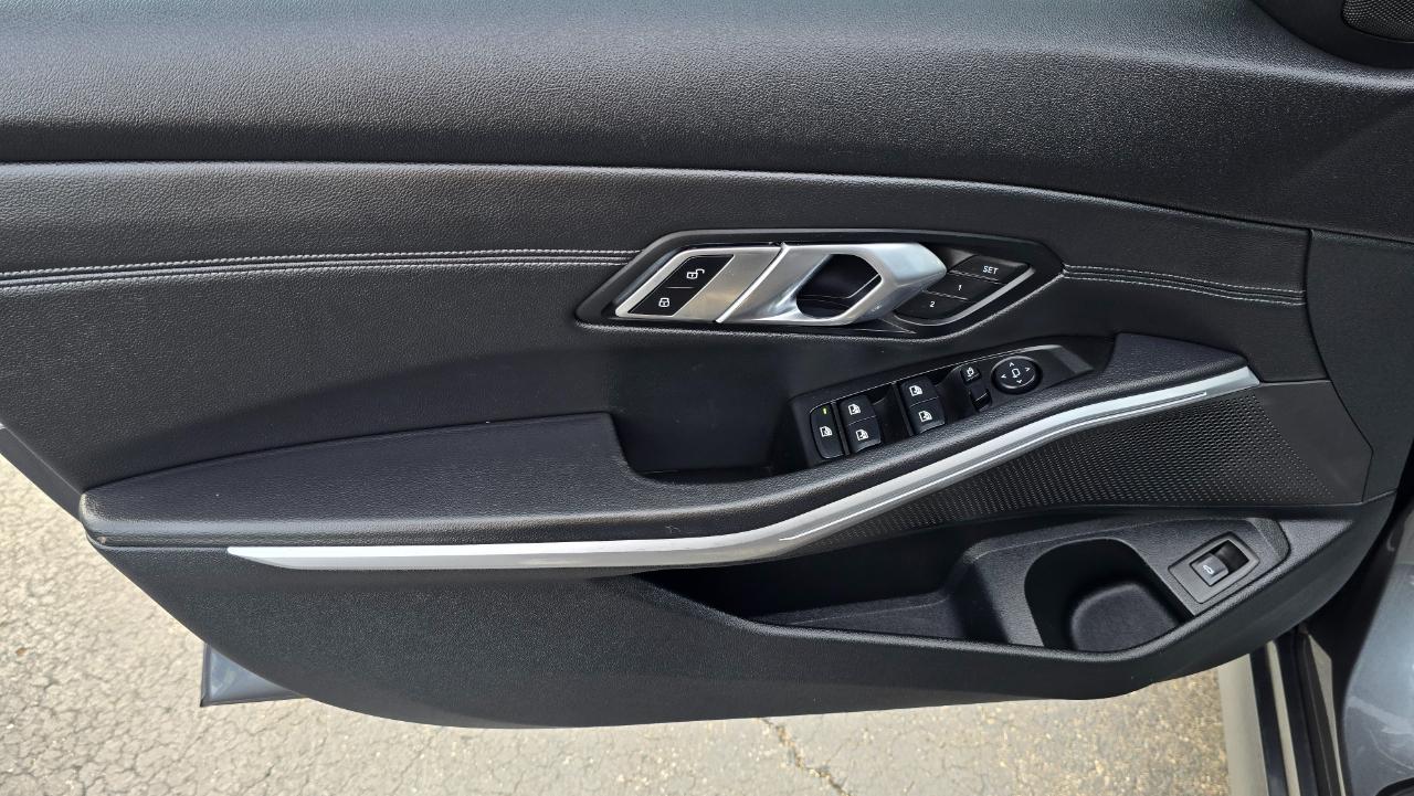 BMW 3-Series 330i xDrive 2020